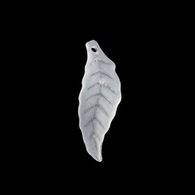 1106-0526 - Plastic Pendant Leaf 10X30MM Matt Clear 200pcs 1106-0526,Pendants,Plastic,Pendant,Plastic,10X30MM,Leaf,Clear,Matt,China,200pcs,montreal, quebec, canada, beads, wholesale